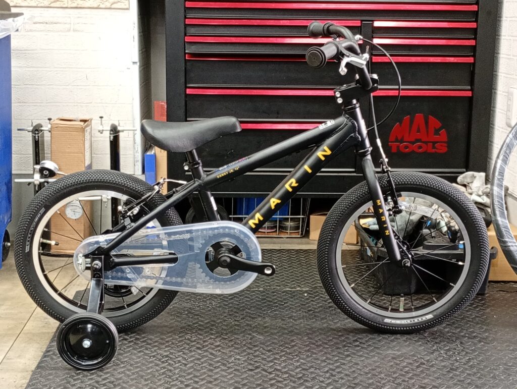 MARINBIKES　Donky　JR16　2026年モデル　16インチ補助輪つき
