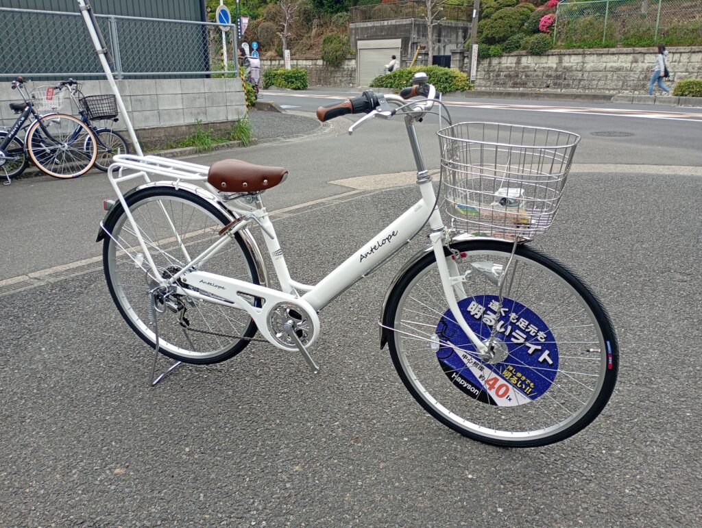 サカモトテクノ　26インチ6段ギヤ　アンテロープブラン　おしゃれで乗りやすいシティー車