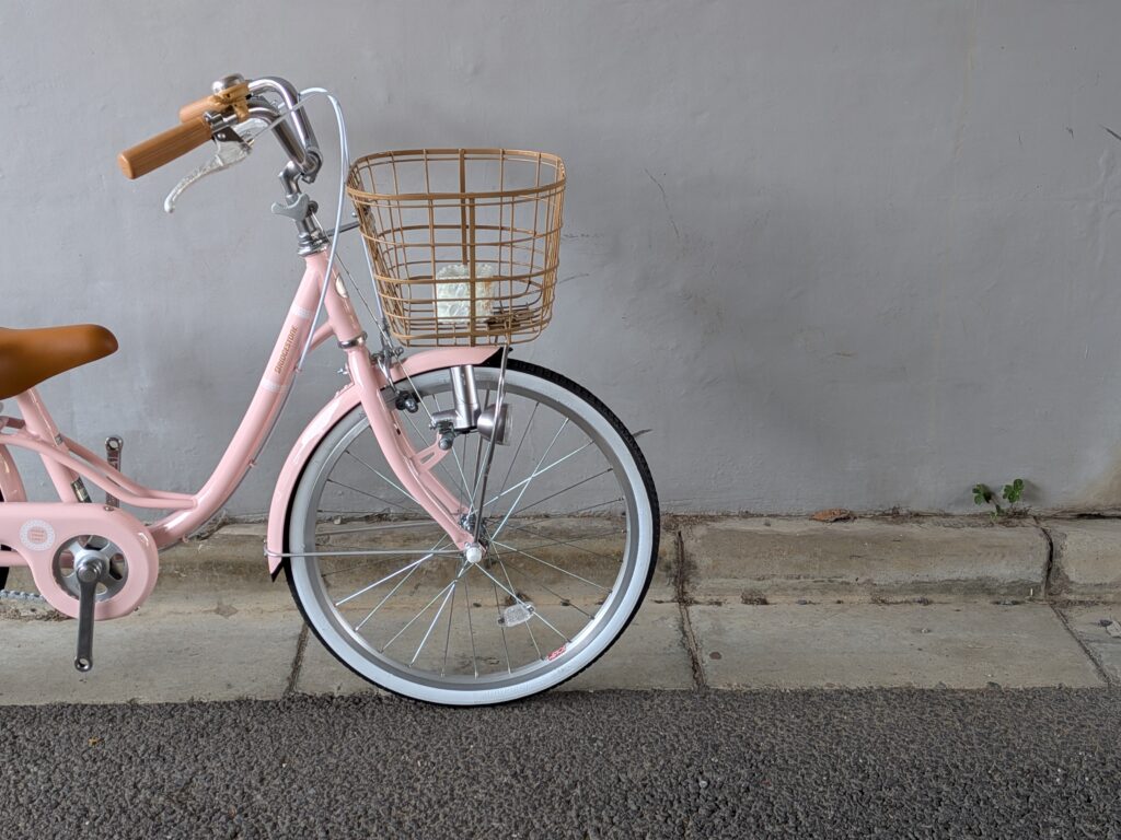 ブリヂストン リリーベル 女の子の自転車 かわいいのにおとなっぽい!?